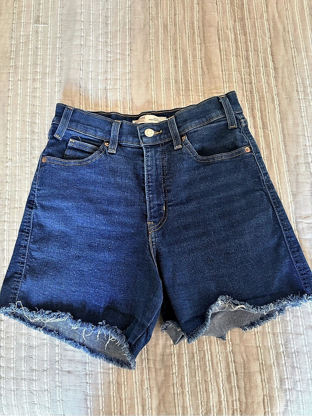 Levi's Signature by Levi Strauss & Co. Heritage High-Rise Denim Shorts Size 28